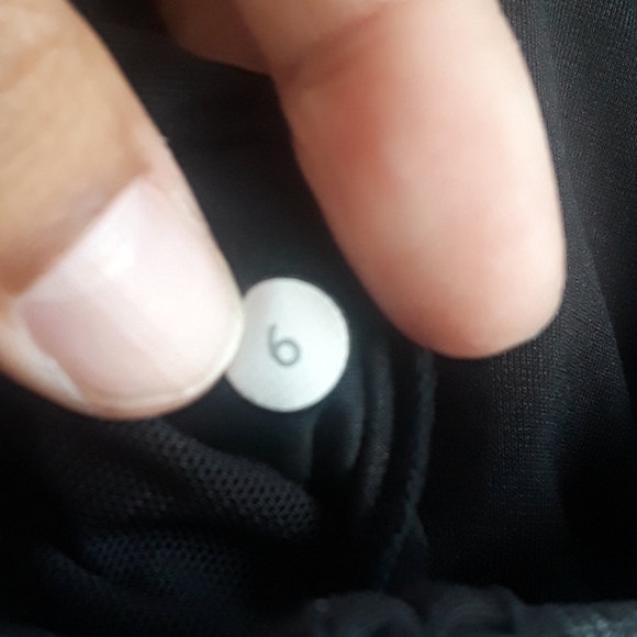 Lululemon black and gray tank top Sz 6 - Picture 4 of 4